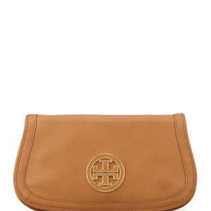 Tory Burch Amanda Logo Clutch